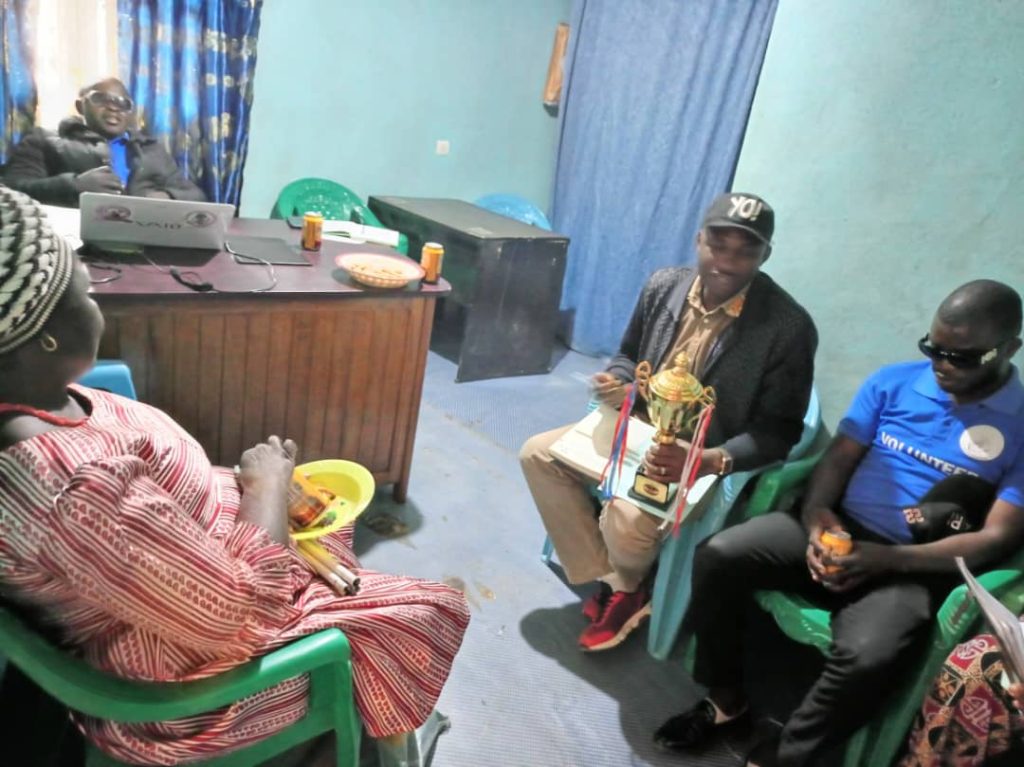 hsuvi members seated and having a drink 